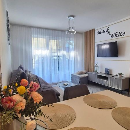 Apartament Black-White ميلنو المظهر الخارجي الصورة