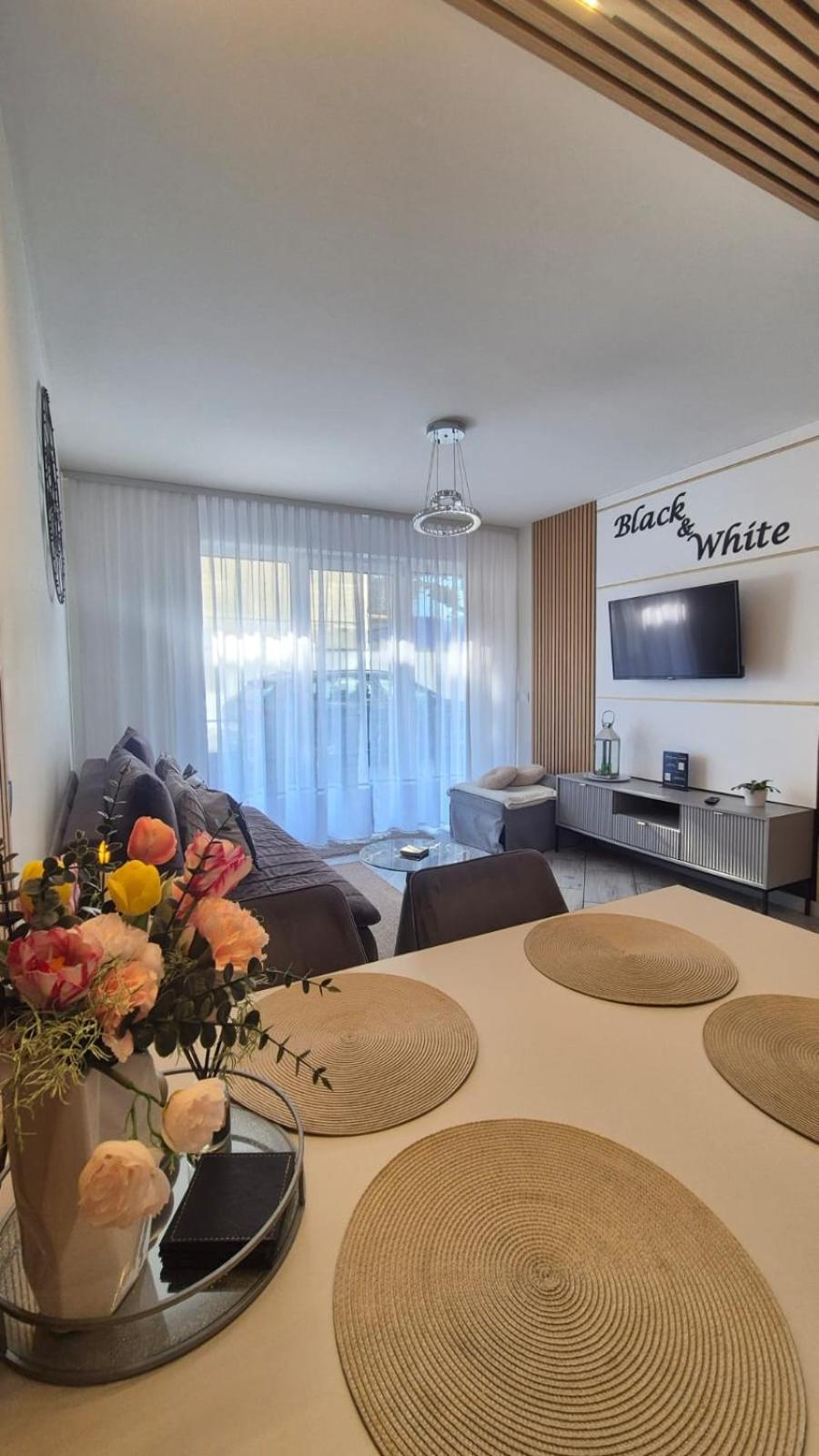 Apartament Black-White ميلنو المظهر الخارجي الصورة